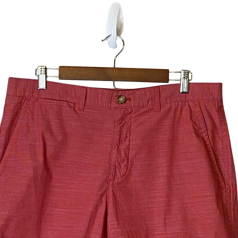 Tommy Hilfiger Men Chino Shorts Size 34 Red Micro Stripe Preppy Coastal Nautical